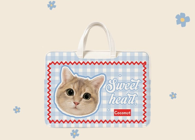 Personalised Pet Lover Laptop Sleeve with Custom Pet Illustration and Name | A Thoughtful Gift for Pet Owners, Perfect for Work, School or Travel