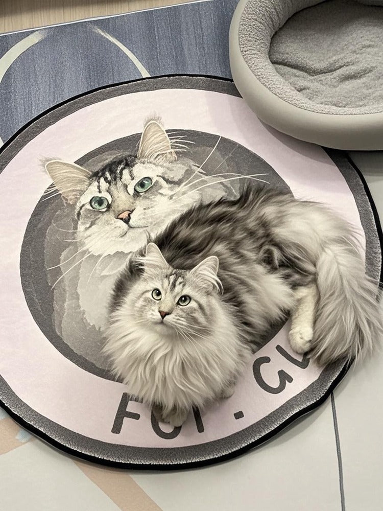 Personalised Pet Rug – Cute Round Carpet with Custom Pet Portrait, Fun and Fluffy Design for Cat & Dog Lovers