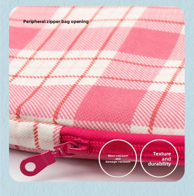 Collection of customizable bags